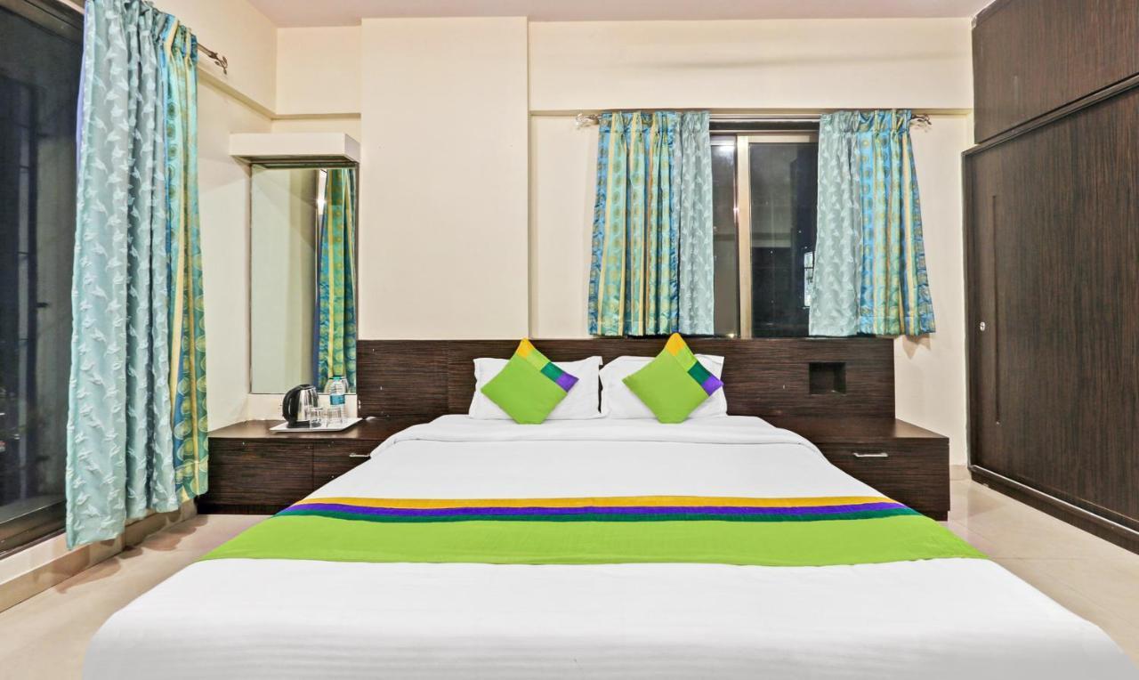 Treebo Trend Bandra Apartments Bombaim Exterior foto